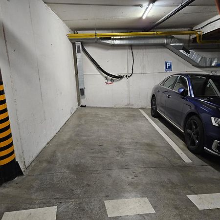 New Design Top-Class Suite Next To The Castle-Free Parking-Terrace Μπρατισλάβα Εξωτερικό φωτογραφία